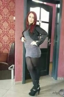 Famoza, escort in Onehunga id2274